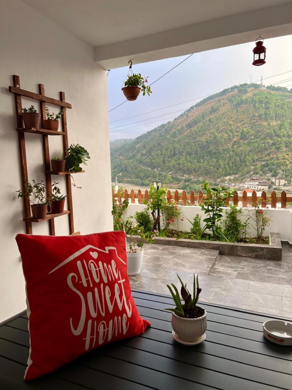 Villa Dona Berat Exteriér fotografie